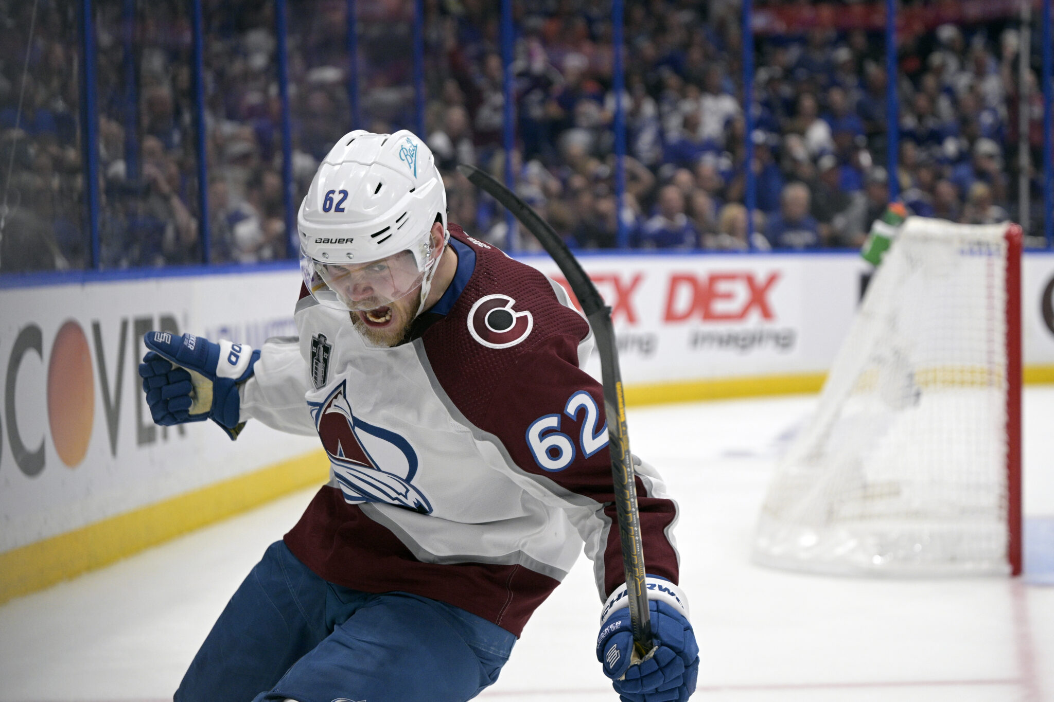 Colorado Avalanche on X: Our love of home, and love of hockey